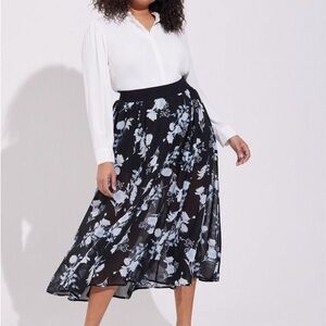 Torrid Maxi Chiffon Undershort Skirt